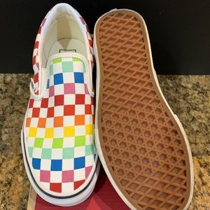 VANS- rainbow checkerboard